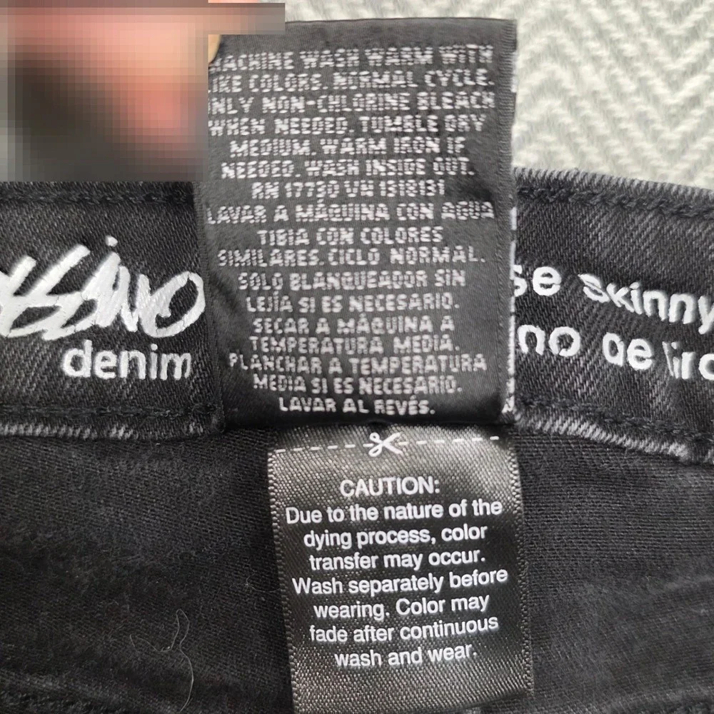 Mossimo Supply Co. mossimo black